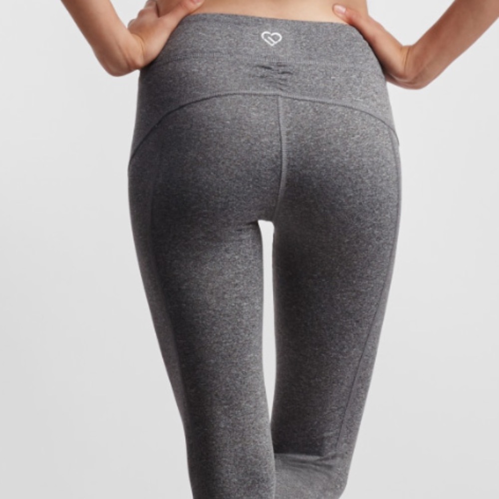 Light grey live love dream leggings